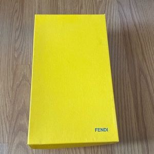 ❤️ Fendi Logo Shoe Box